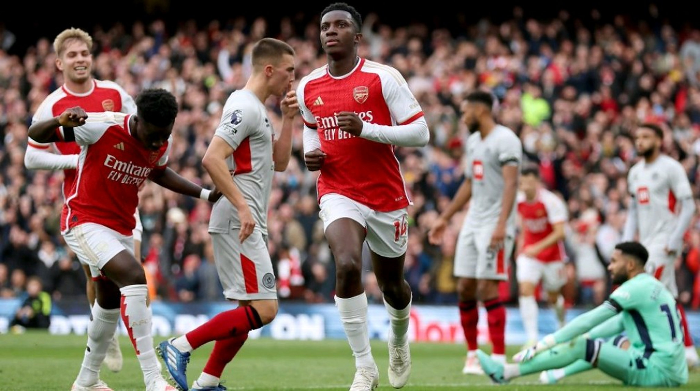 阿森纳主场逆转谢菲联，取得胜利